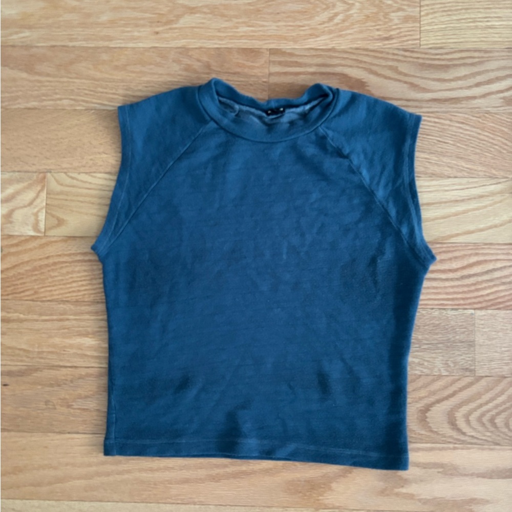 Sleeveless Navy Blue Women's Cropped Top